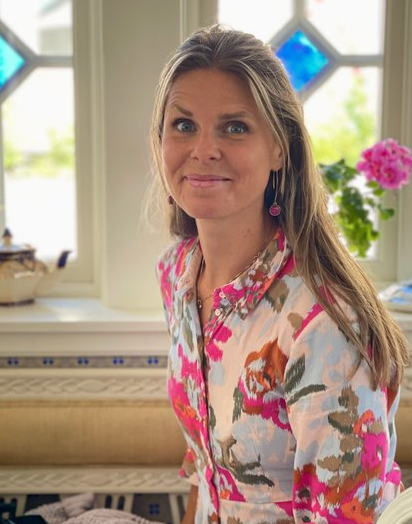Julia Seglert